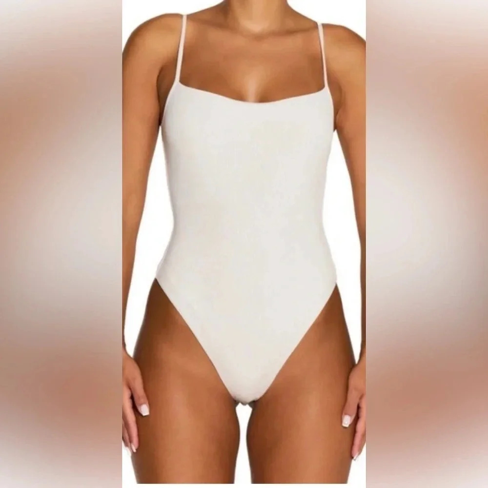 Naked Wardrobe women’s spaghetti strap pink bodysuit size xs